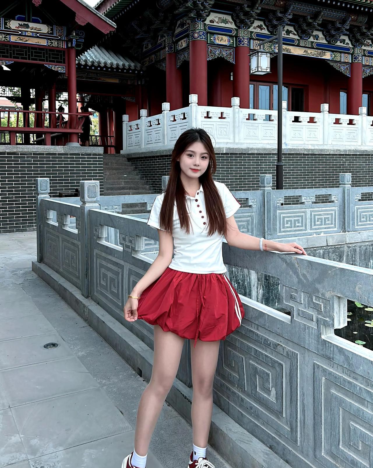 #大家说说到底什么样才能算美女#