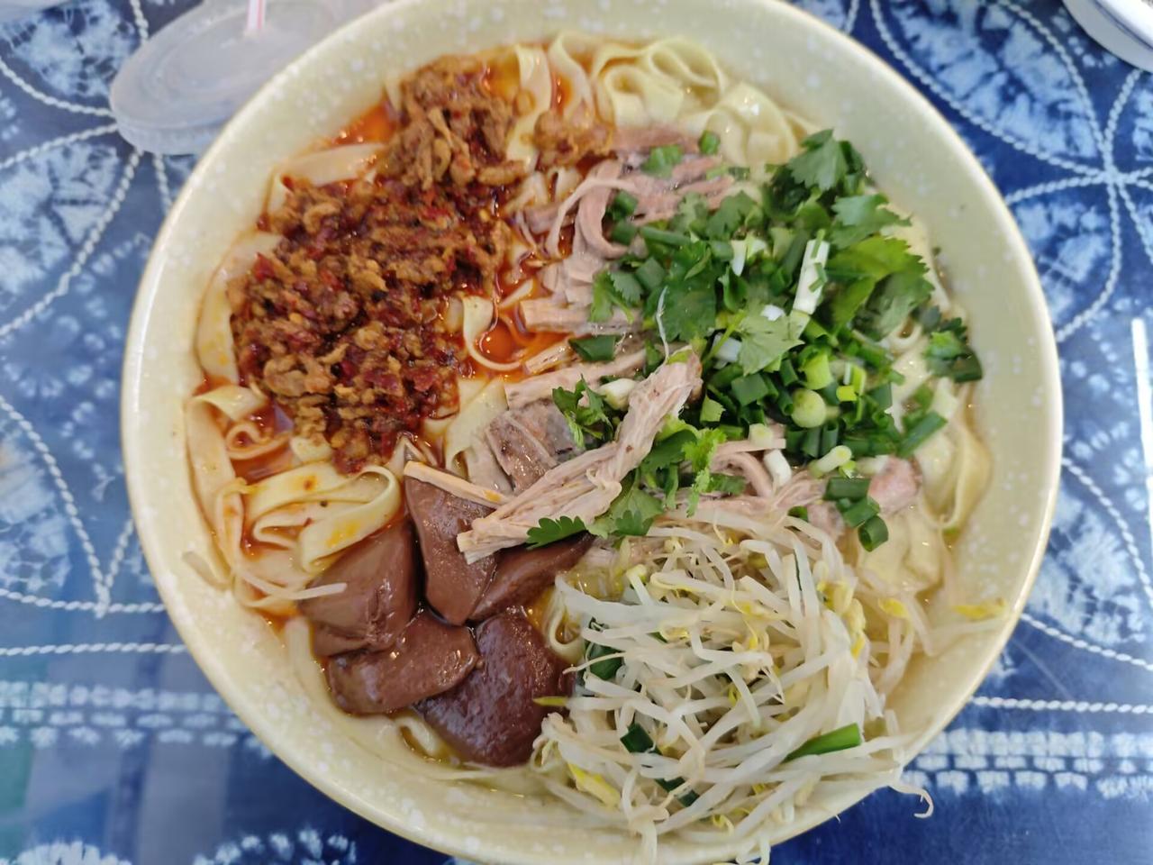 我会煮面条吃