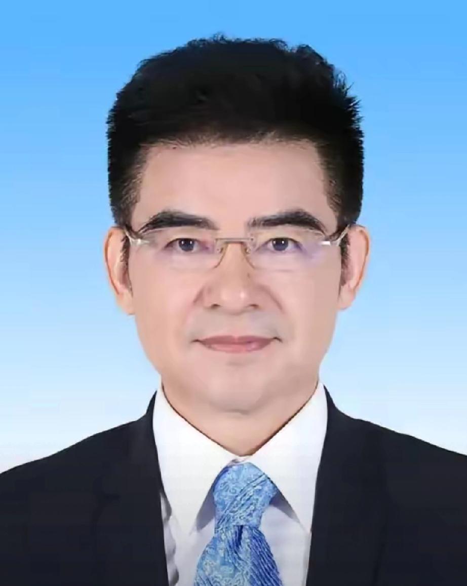 很多人都好奇，陈光标天天大手笔做慈善，他到底是做什么生意的？钱从哪来？陈光标最