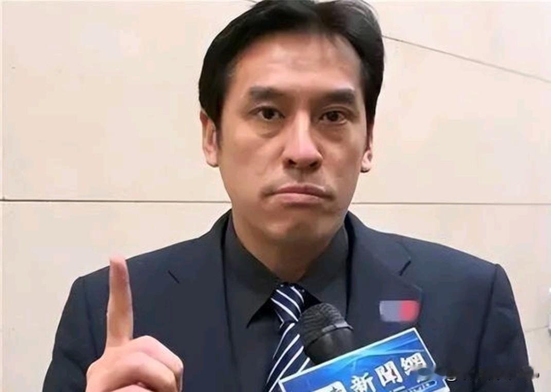 黄暐瀚跳出来对我们大放厥词！12月19日，黄暐瀚声称，前几天台中梨山茶农到法国得