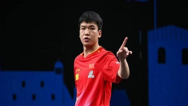国乒球迷今晚得攥紧拳头了！WTT萨格勒布赛男单1/16决赛，咱们2胜4负，就剩