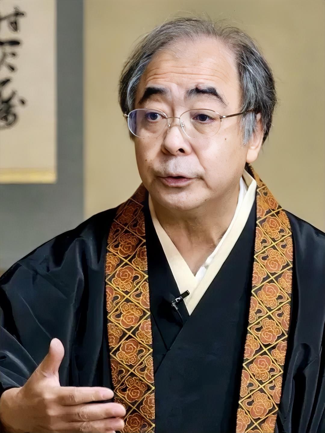 这才是真牛！一个日本和尚，干了最该日本政府干的事，用敌人的官方文件，打了