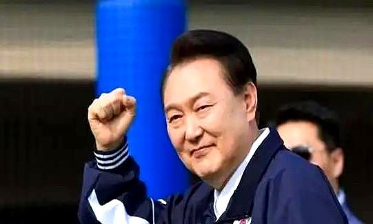 总统助选反被嫌弃---哎呀妈呀！