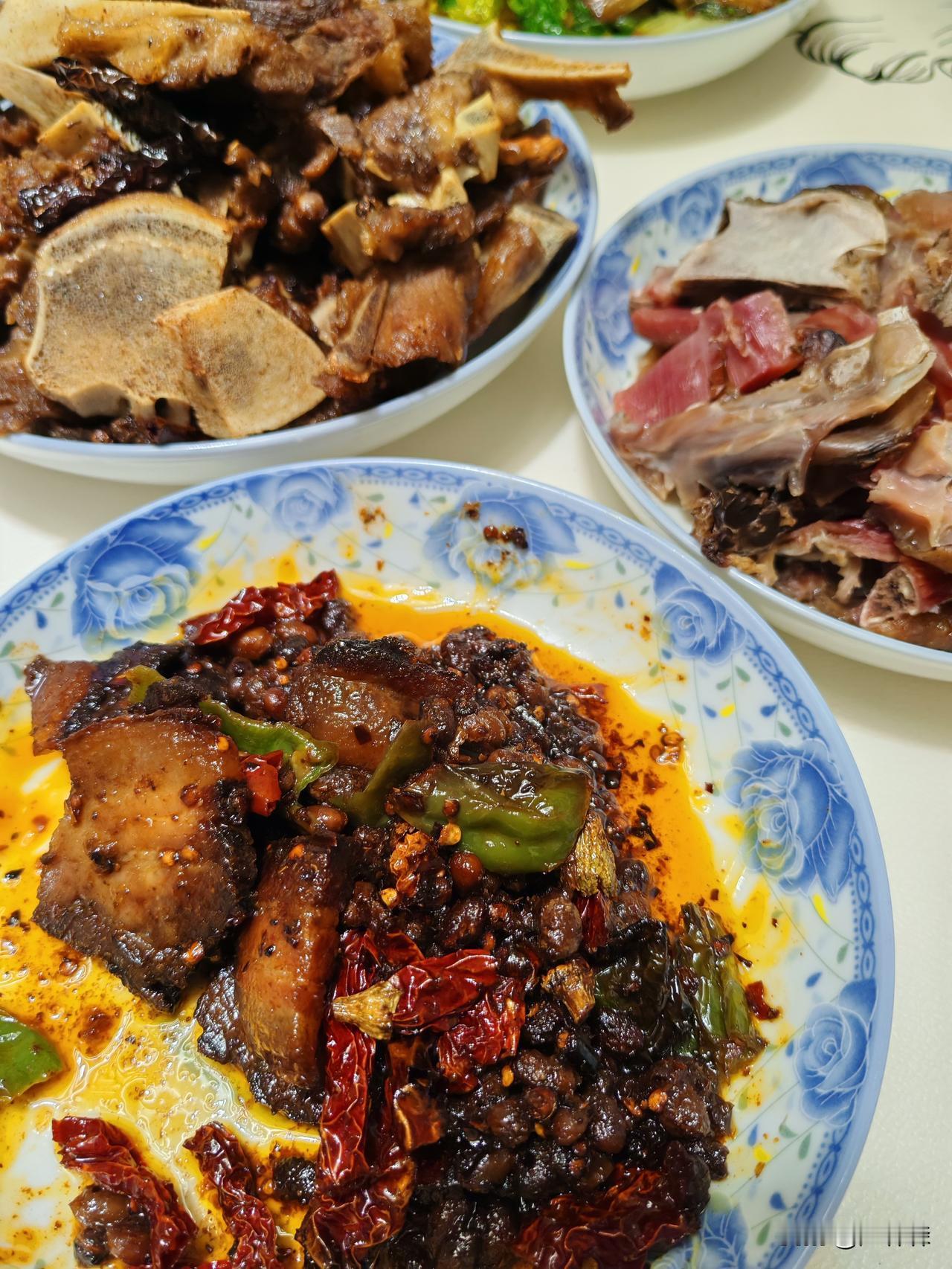 2月23日，正月初七，前面连着一周走亲访友，天天大餐，今天终于回归正常生活，小家