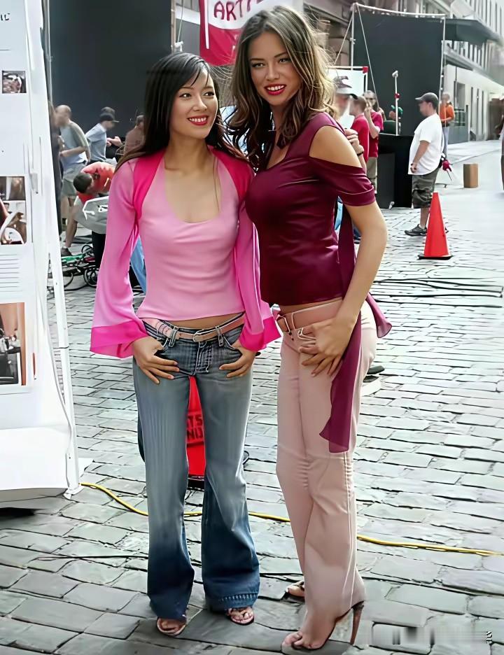 那个时间的章子怡也是普通人一个，没有什么出尖的地方呀，为什么多年后会成为影后？