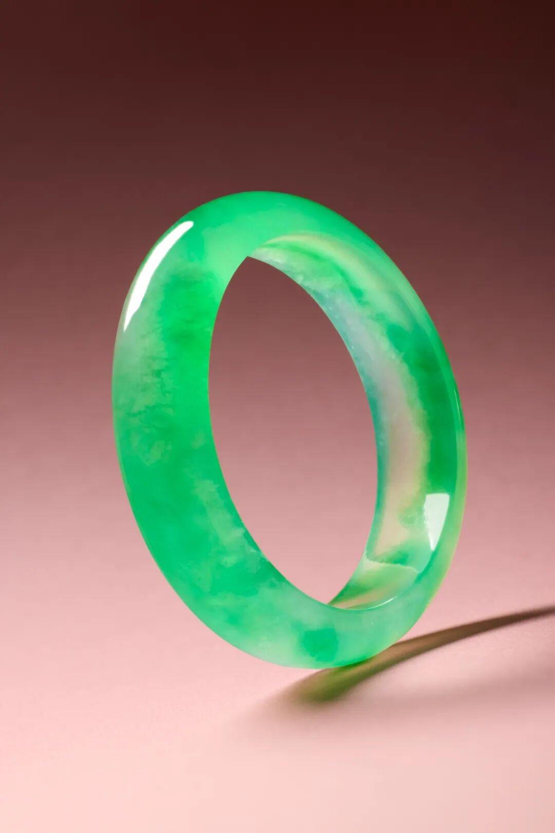 这个妈妈太清醒了！女儿问：“妈妈，我为什么要随爸爸姓？”妈妈的回答让人拍案叫绝