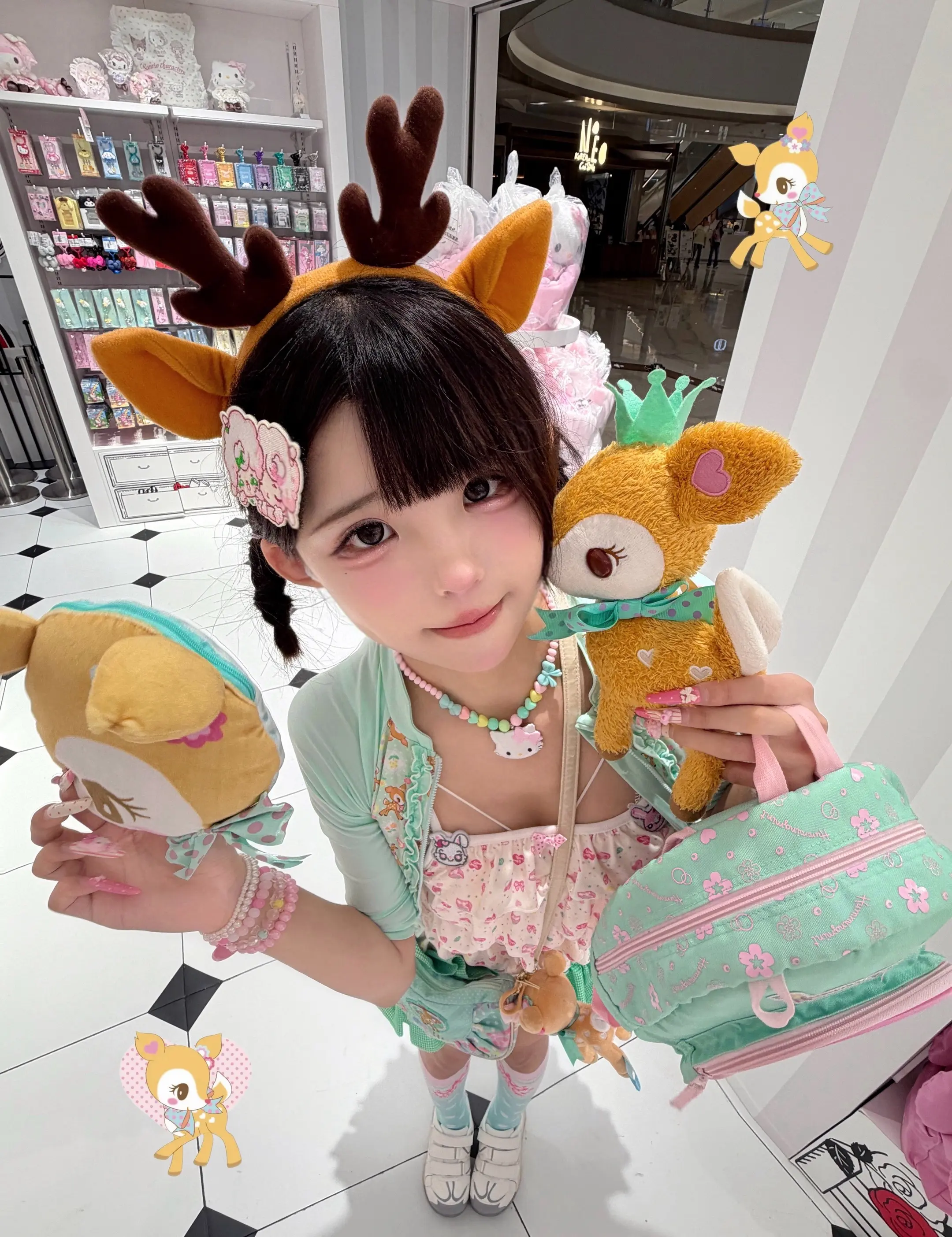这世界上有三个人喜欢你 我呀 我啊 我哇 🌸🦌💚