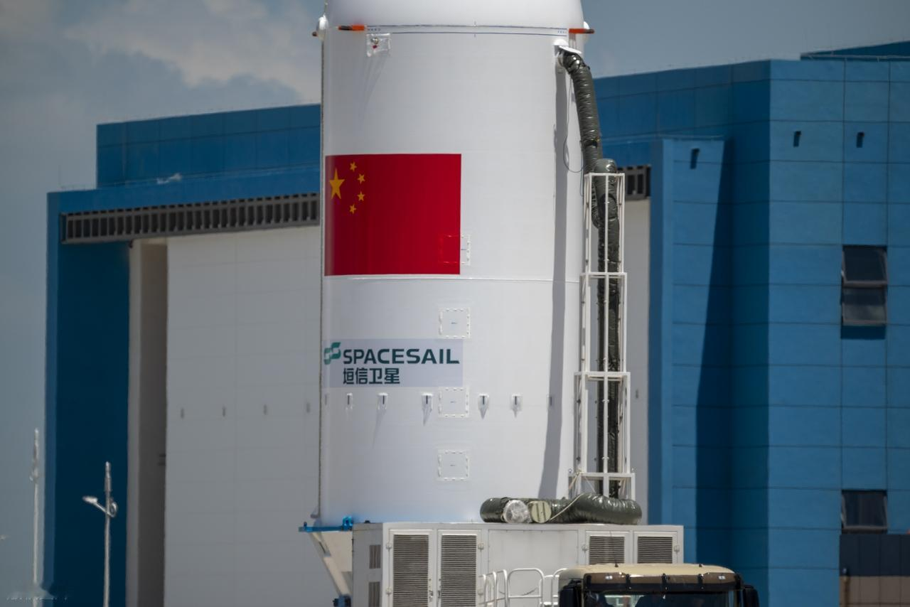 1.1万颗星链并非不可战胜，可回收火箭+量产降本，才是中国航天反击的真正底牌随着马斯克的星链在轨卫星