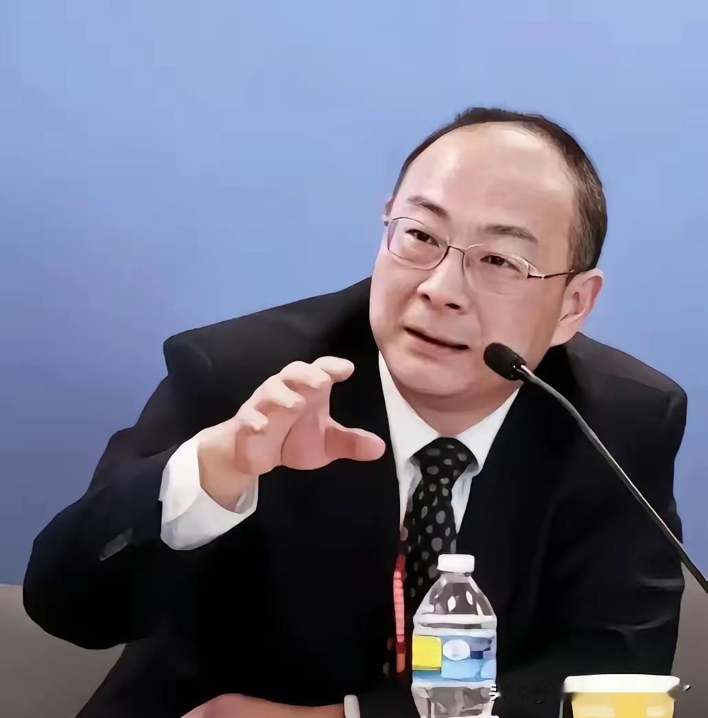 中国学者金灿荣公开表示：和平崛起违背人性和历史规律，必要时要靠武力实现统一和崛起