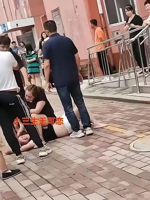 当小三当成这样，也是绝了！上海陶小姐当小三，男方给她1900多万。上海