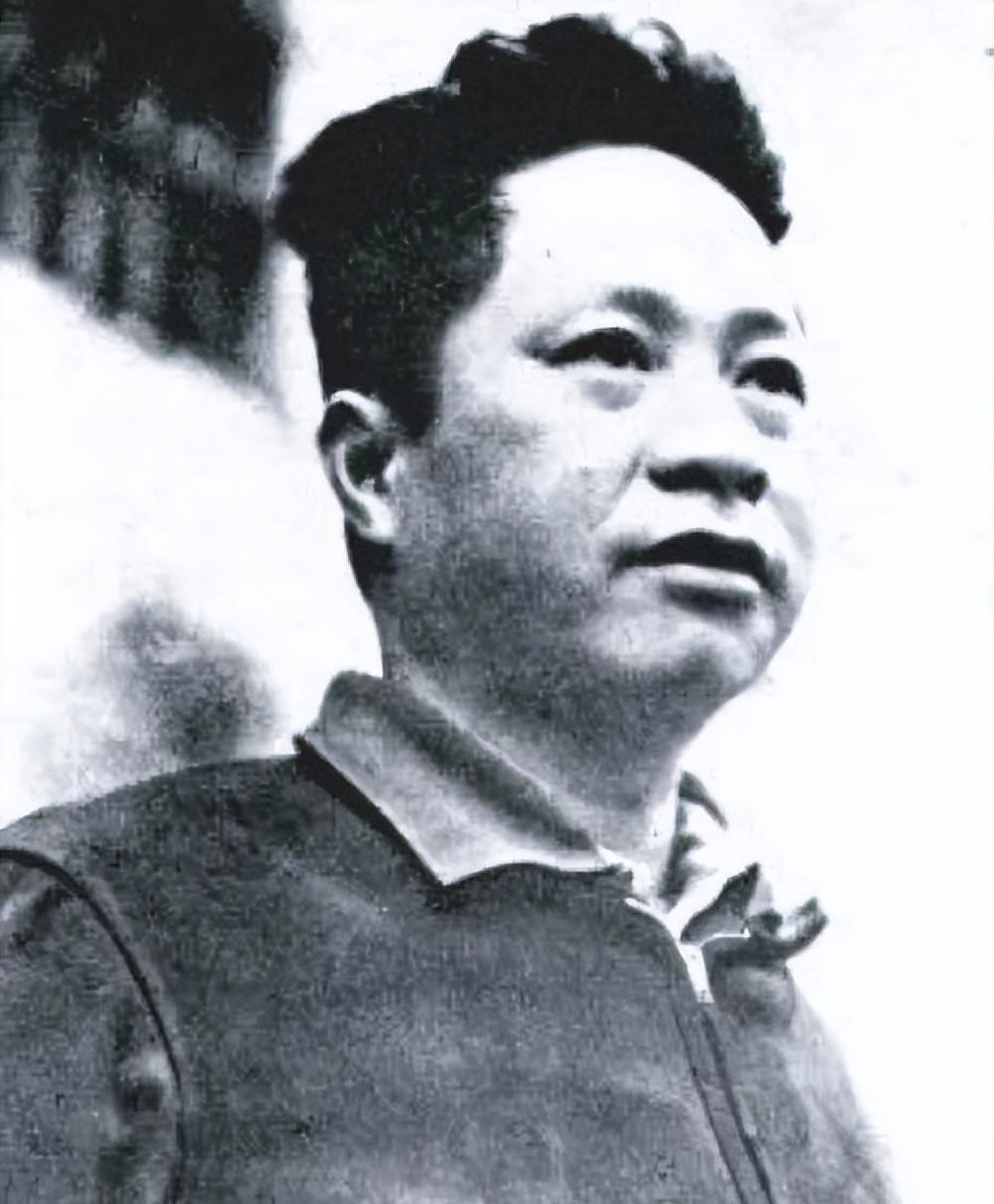 叶挺被关押五年后即将获释，沈醉问他出狱最想做什么，戴笠听闻后也感到意外1946