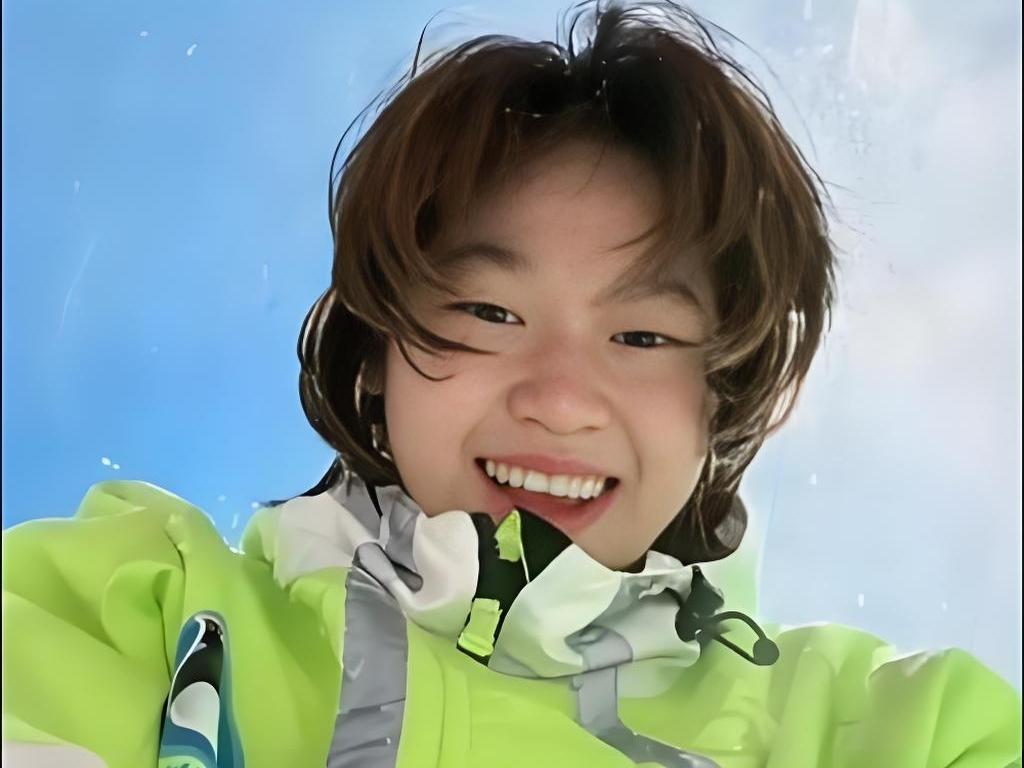 我有一个预感，今年冬天最火的运动员，不是武大靖，也不是谷爱凌，而是刚学滑雪的