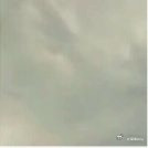 今天，我在公园帮助了一位迷失的孩子找到他的家人。孩子纯真的笑容让我感受到善良的力