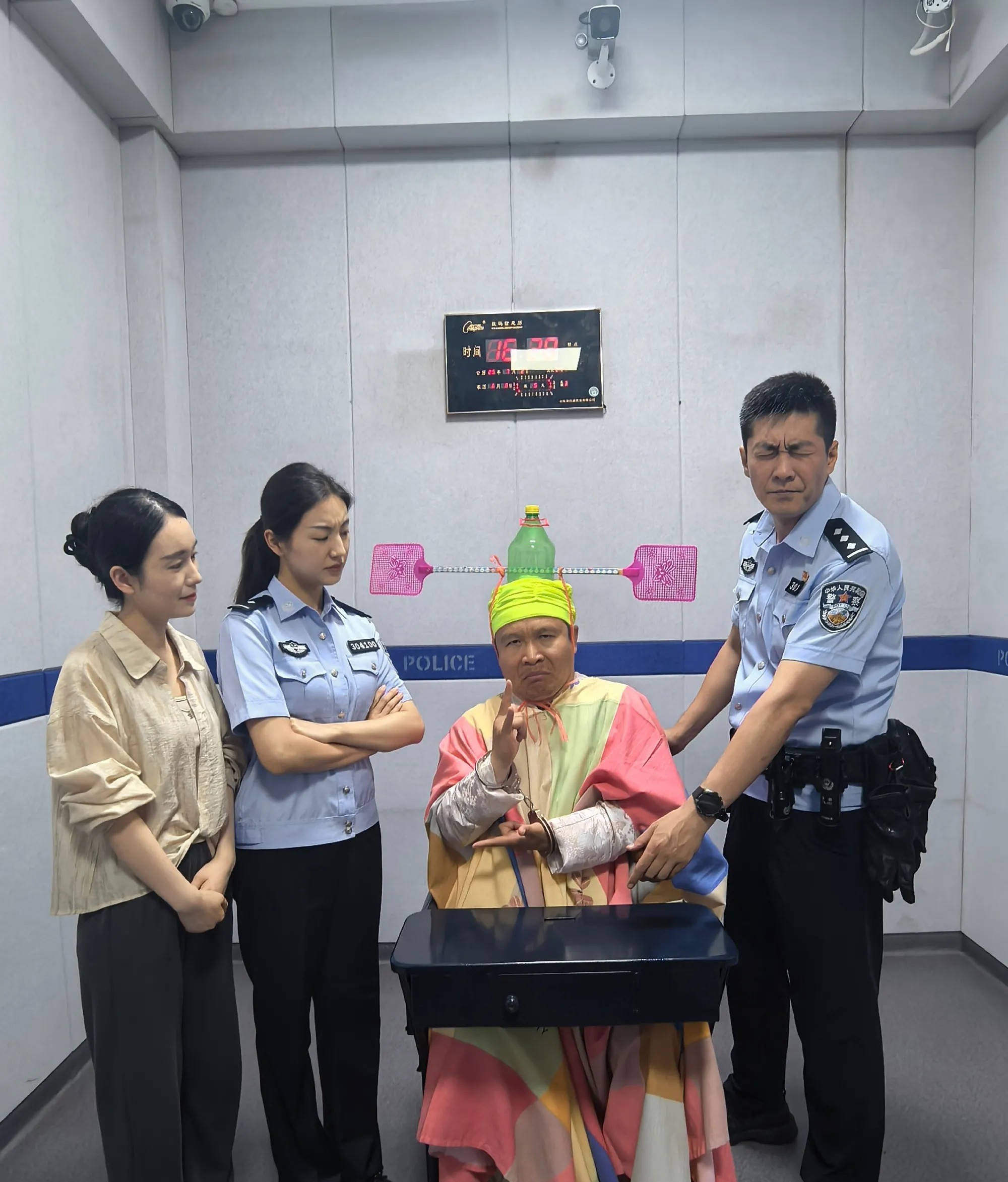中间这位是什么大师？