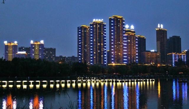 六安为大别山区域中心城市,是级皖江城市带承接产业转移示范区