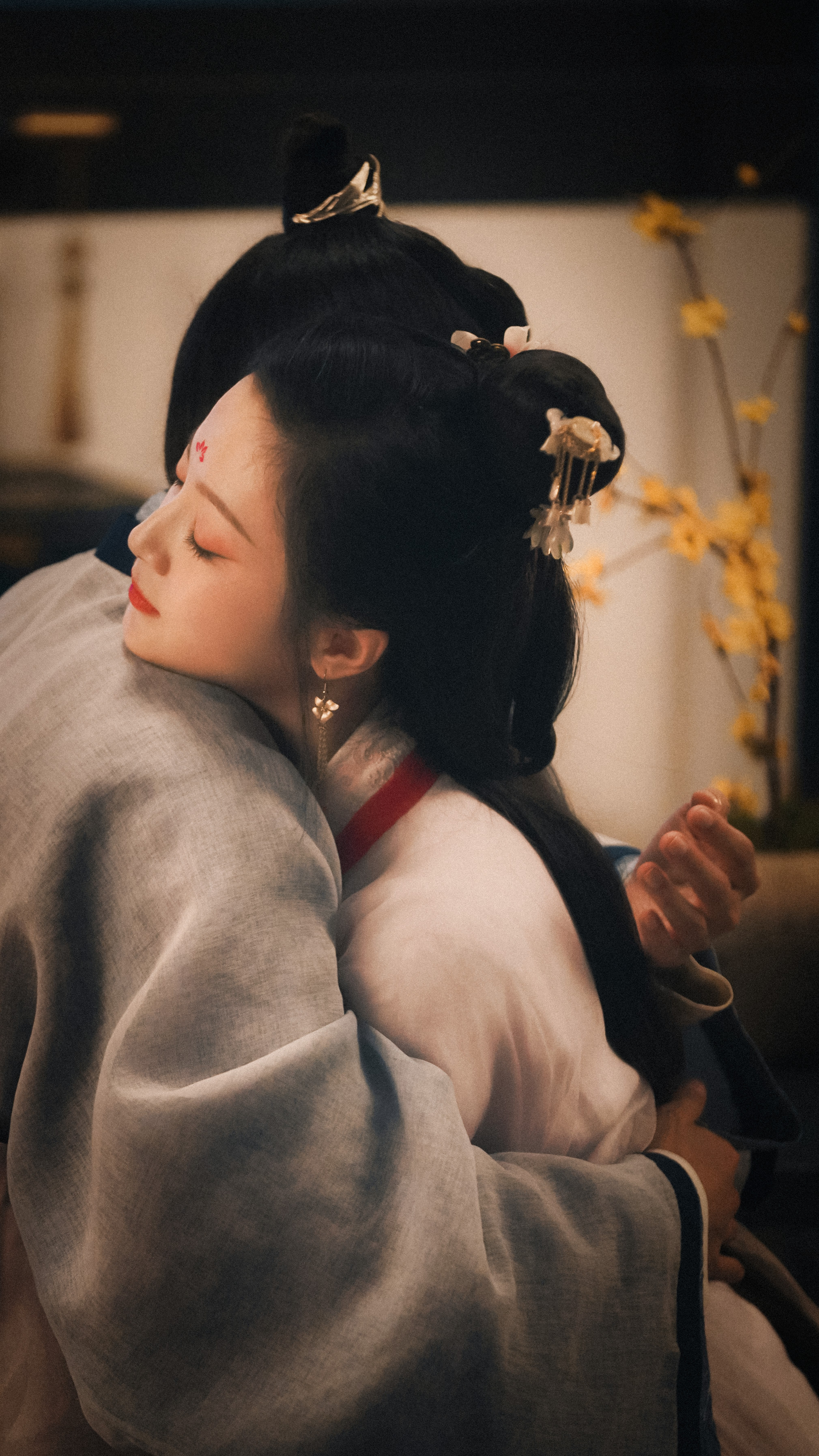张雅钦《古相思曲》陆鸢▷壁纸-白衣（白红）+花钿