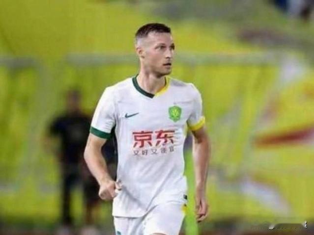 踢新鹏城队的比赛即将到来之际，蒙哥马利针对国安队现目前出现的问题，并强调了以下几