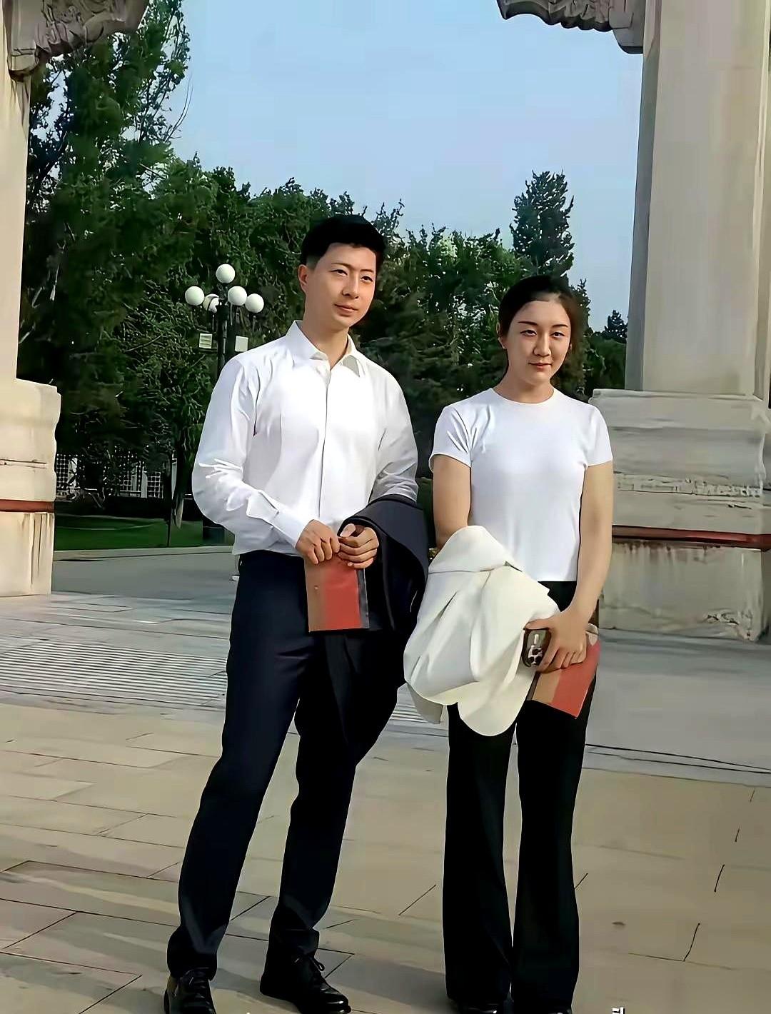 国乒那个总教练的招聘启事，我看完就笑了。装什么样子呢，这哪是招聘，这分明就是走