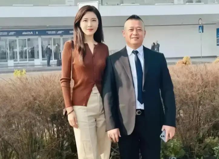 当年张艺谋亲自跑到中戏挑女主角，一眼就相中了班里最漂亮的那个姑娘。要是换成别人，