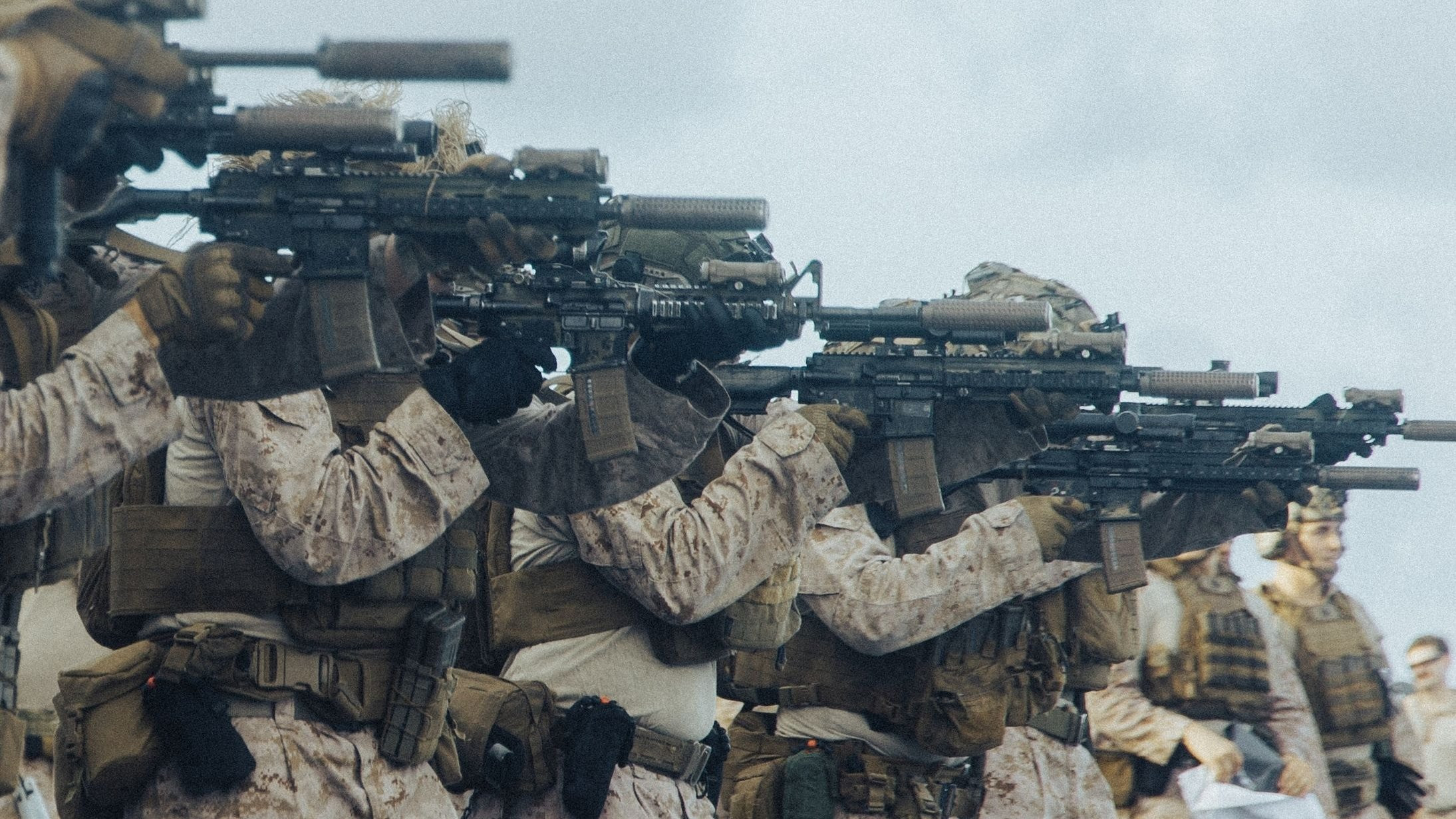 陆战队22ndMEU日常射击训练​​​