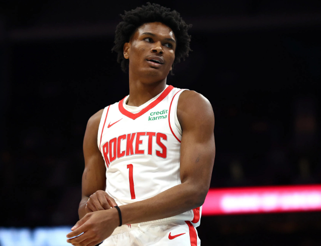 如果火箭强行打造阿门神经阿杜三巨头，这赛季无望乌度卡已经非常明显的给阿门神经在