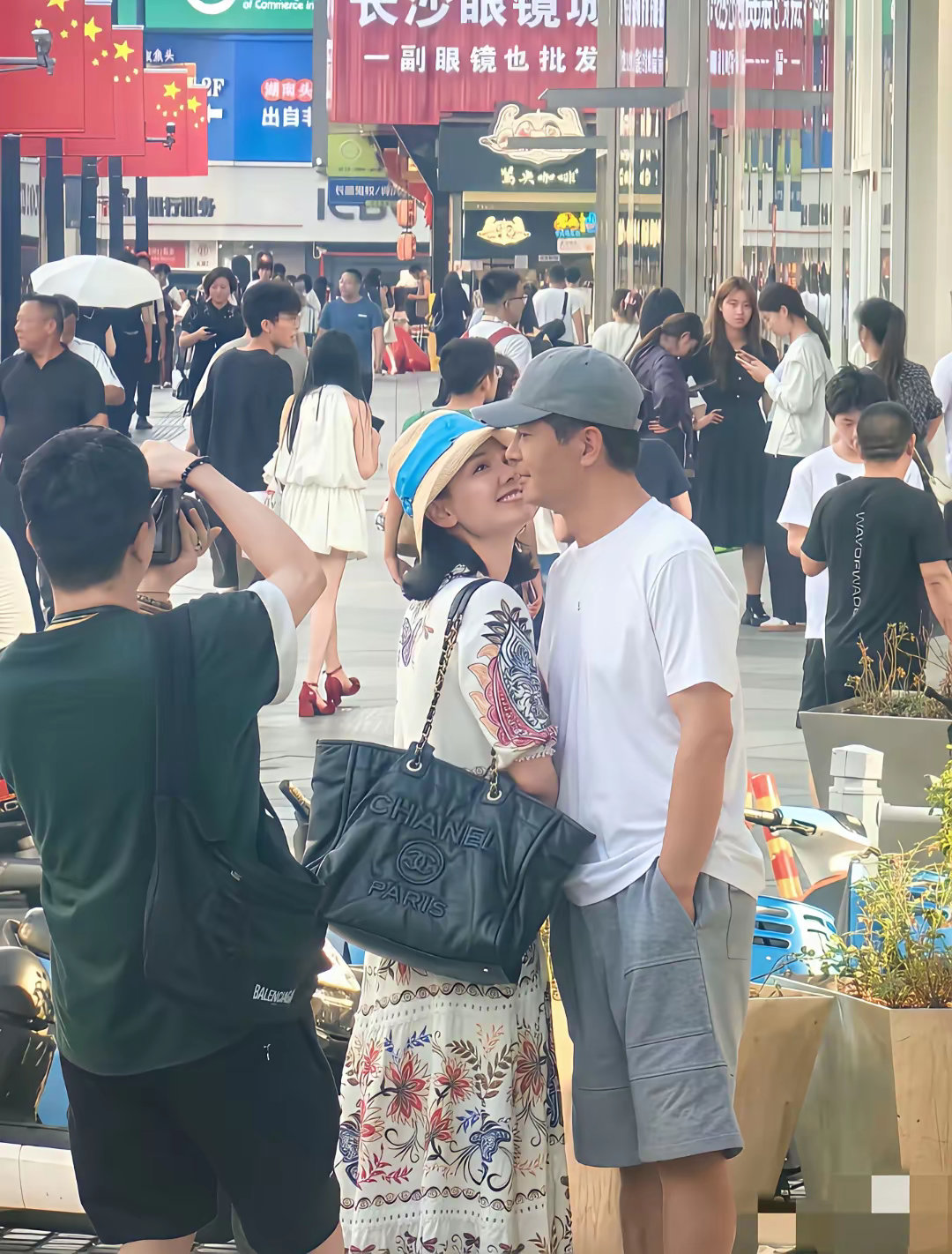 如果有一天他们离婚了，我就再也不相信爱情了。​​​