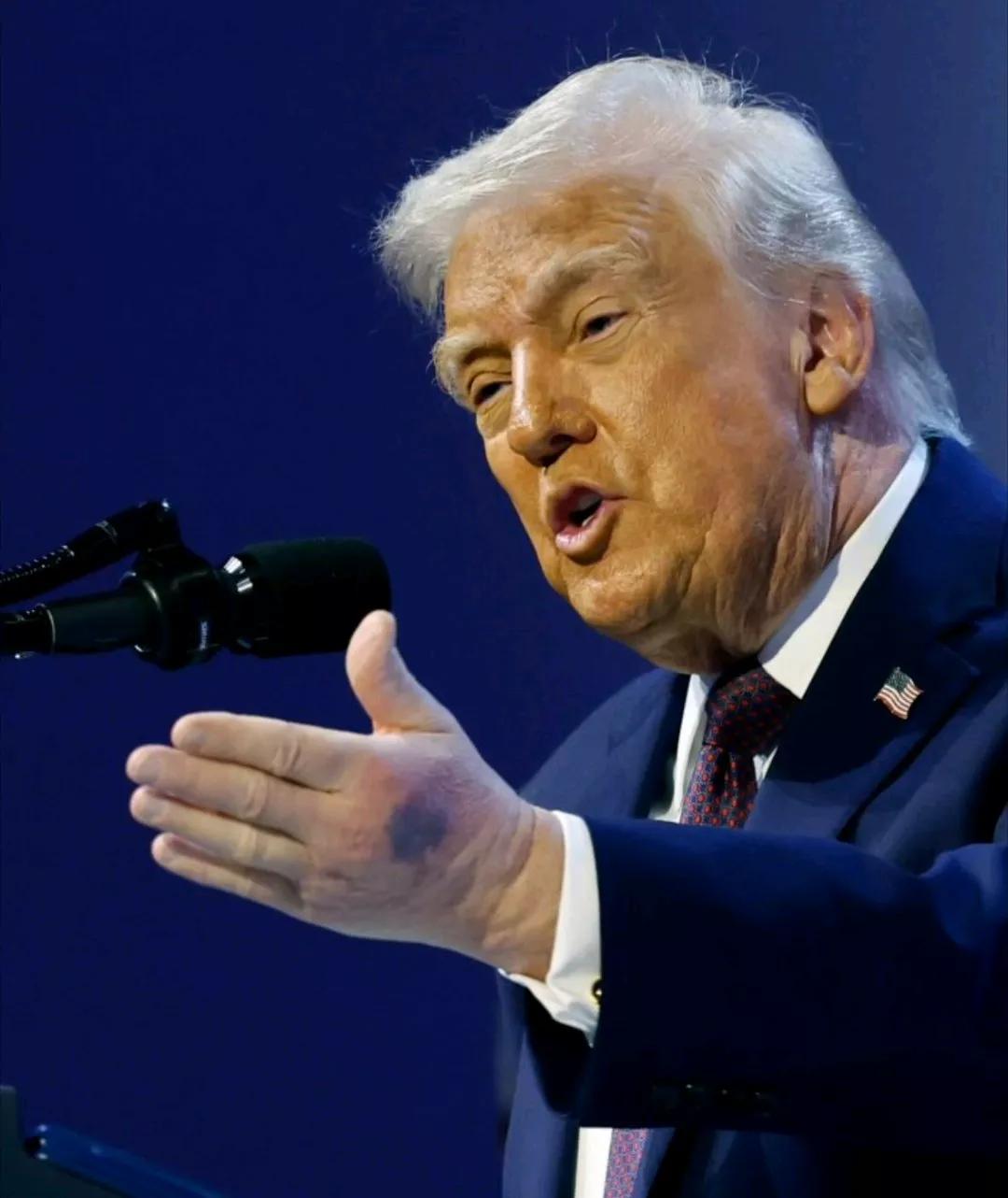 CNN报道，当地时间28日，民主党籍参议院领袖查克.舒默宣布，该党围绕联邦资金拨