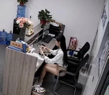 为什么很多公司的前台小妹都特别漂亮？