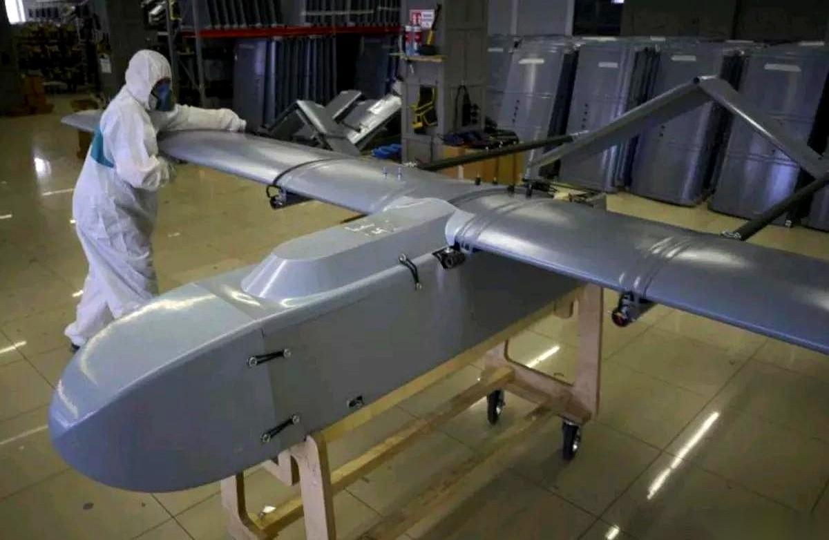 又来了。真的，又来了。无人机，5架，目标是莫斯科。首都啊。新闻说得轻描淡