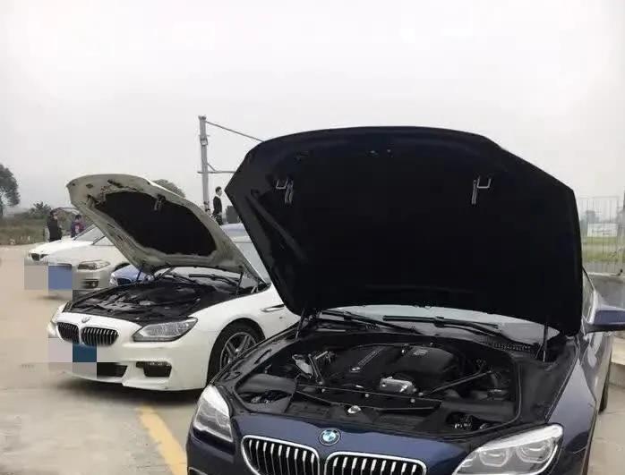 您见过给铁马