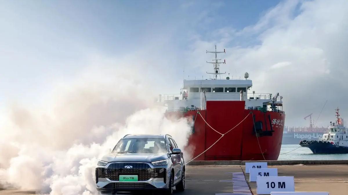 馈电油耗3.2L, 续航超2000km! 风云T8售9.99万起