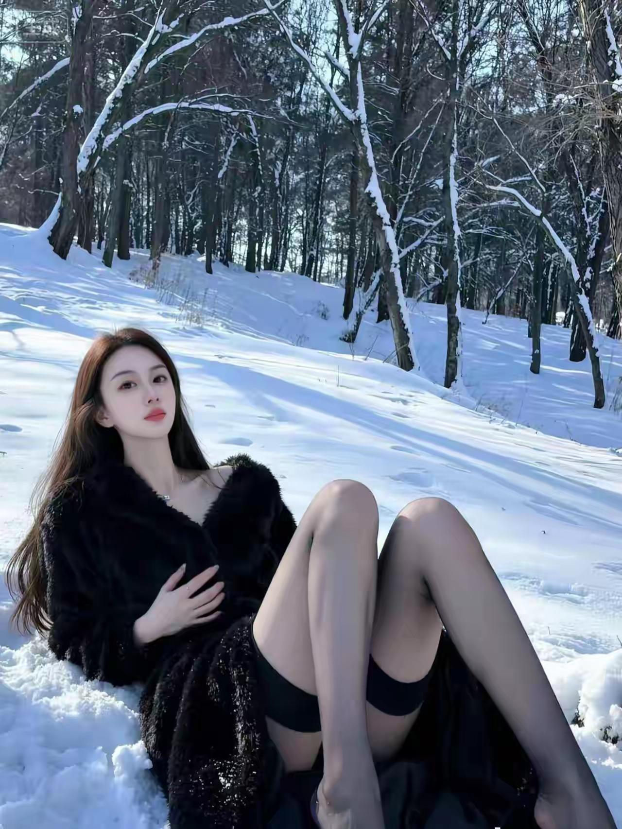 这句话太对了，靠山山会倒，靠人人会跑，只有自己强大了才是真。靠人不如靠己生活中