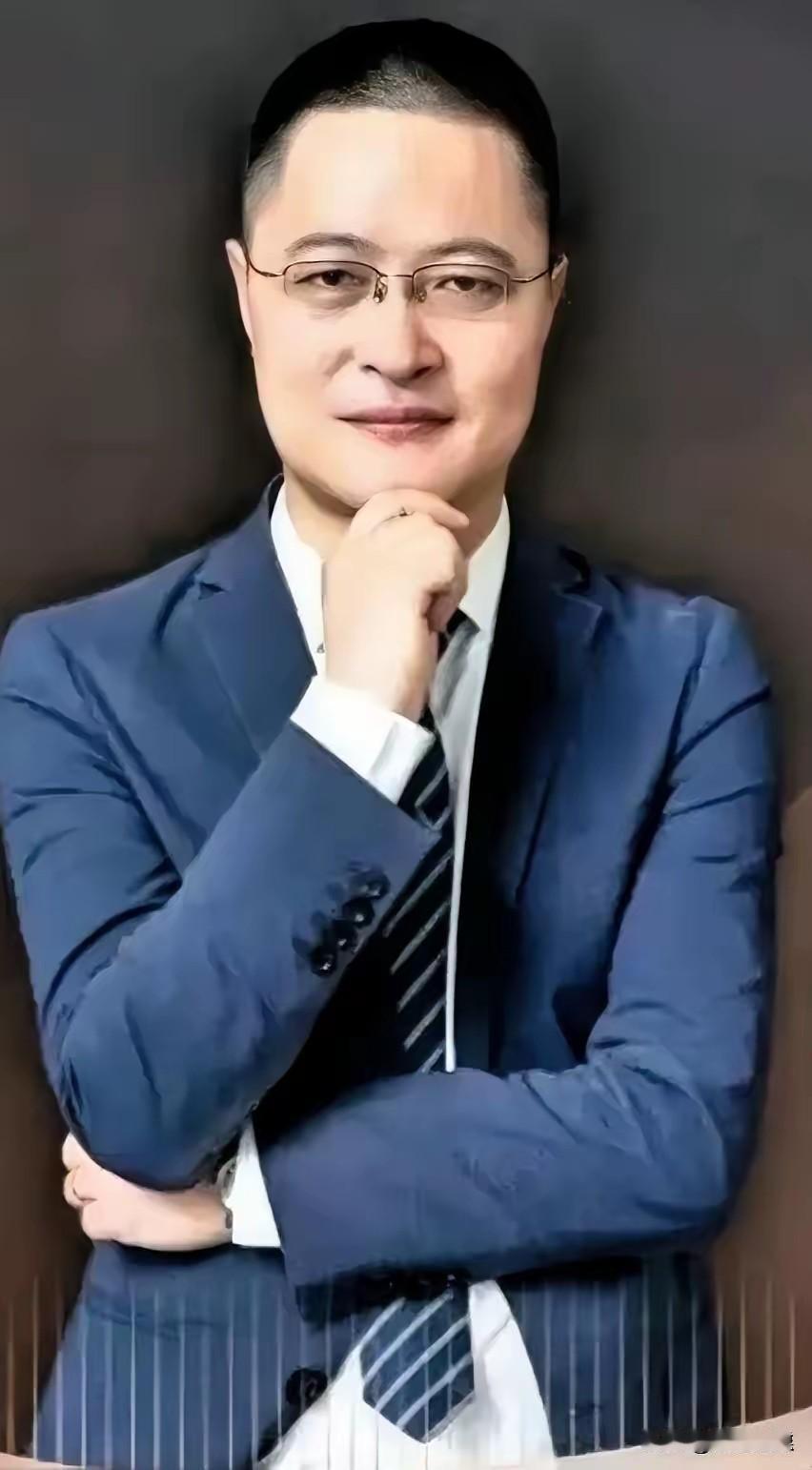 赵海峰栽了，但蹲大牢仅仅只是个开头。​很多人觉得，人抓进去了这事儿就算画上句