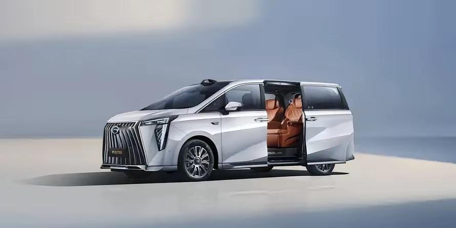 一觉醒来，快去薅羊毛！补贴新规还在：2025汽车补贴新政继7月发布以来，就取消了