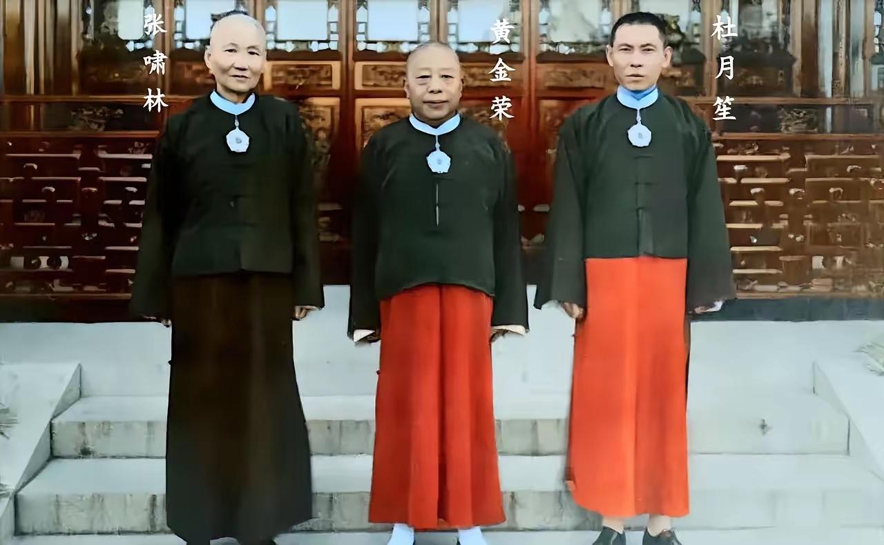 这才是上海滩三位顶级大佬的真实容貌，不是演员扮演的。