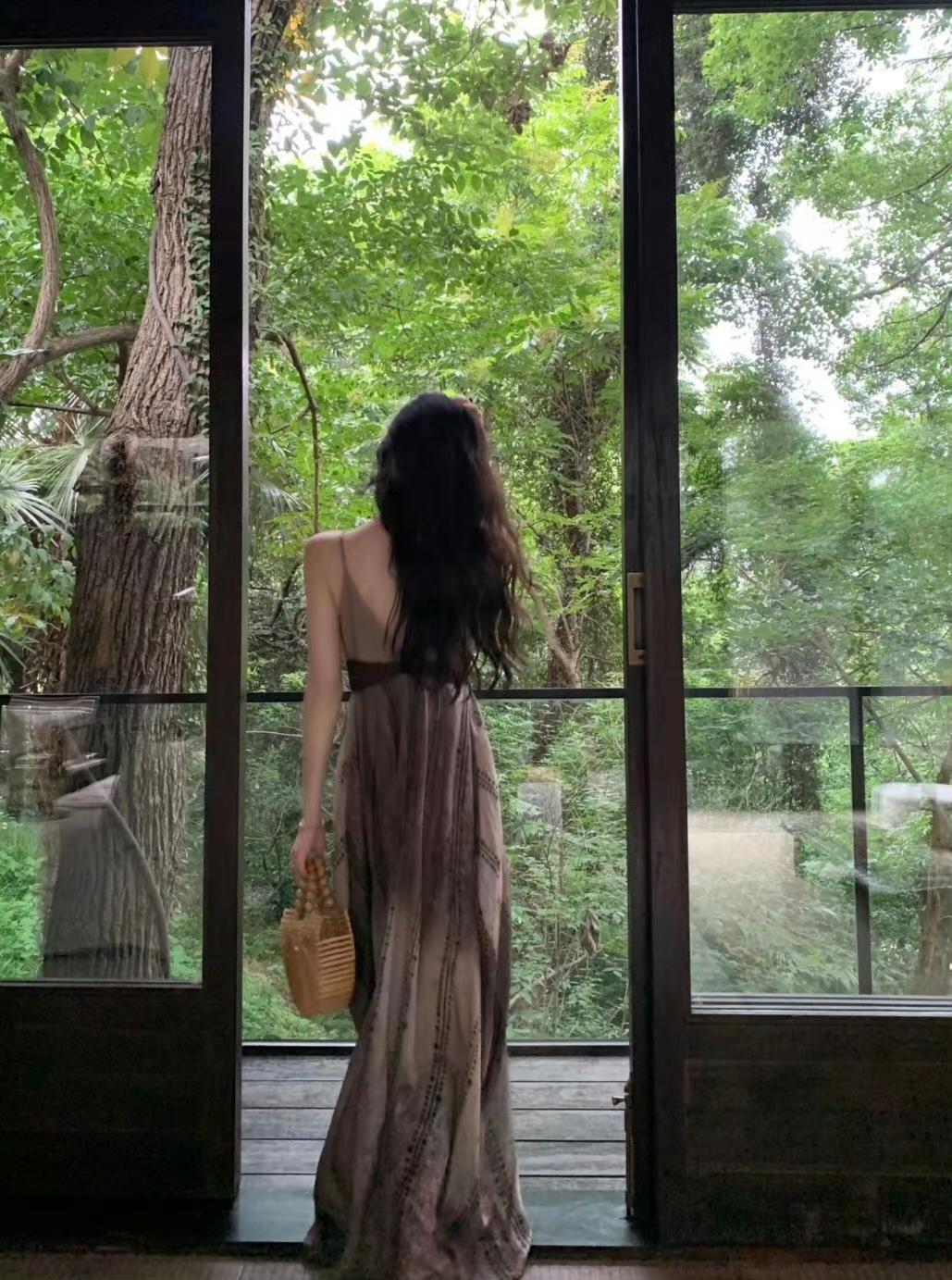 不比，路好走；不求，心自静。