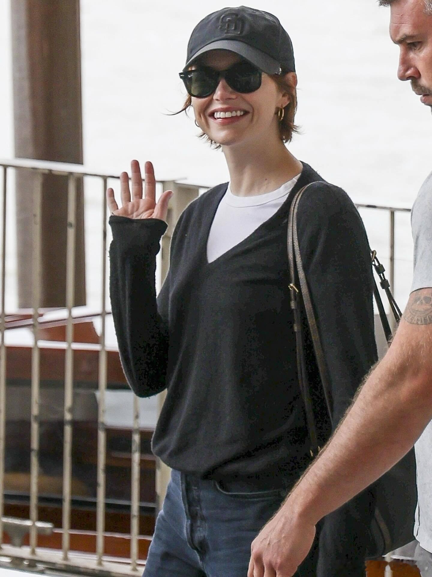 emmastone威尼斯电影节今日，“石头姐”艾玛·斯通(EmmaSton