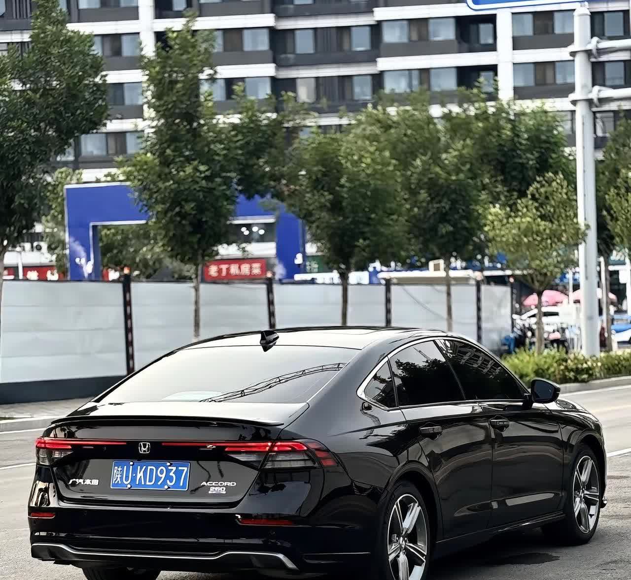 全球车型十一代雅阁VS中国特供十一代半雅阁你会更喜欢哪一款
