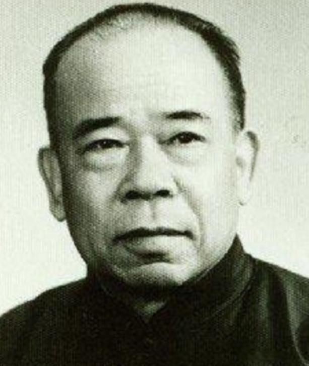 1959年毛主席在舞会上偶遇杨尚奎夫人，好奇发问：你为何会叫这个别具一格的名字呢