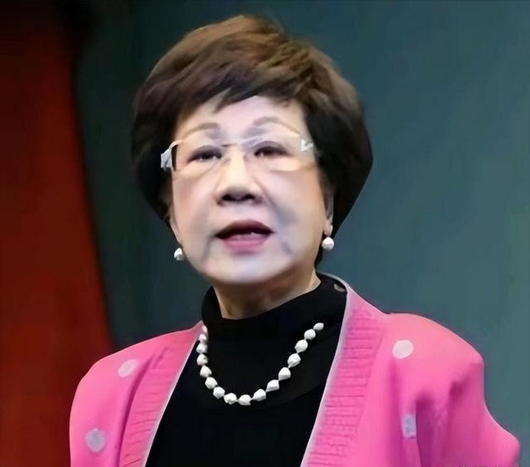 你号称台独祖母的吕秀连，最近发表言论，公开批评“台独”行径，承认了两岸都同属中华