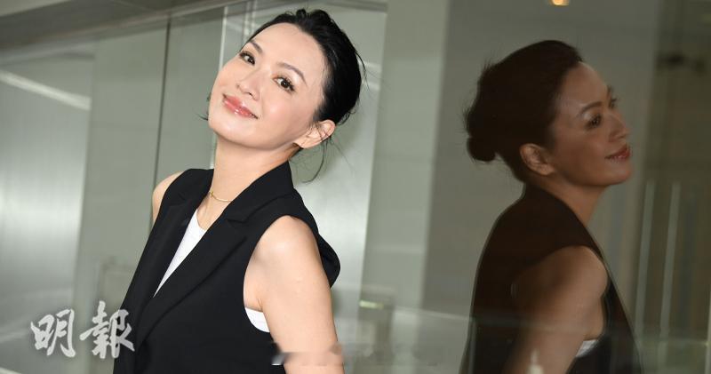 明报：陈炜迎接入行30年盼拍出代表作登上视后宝座陈炜明年入行30年，从亚姐冠