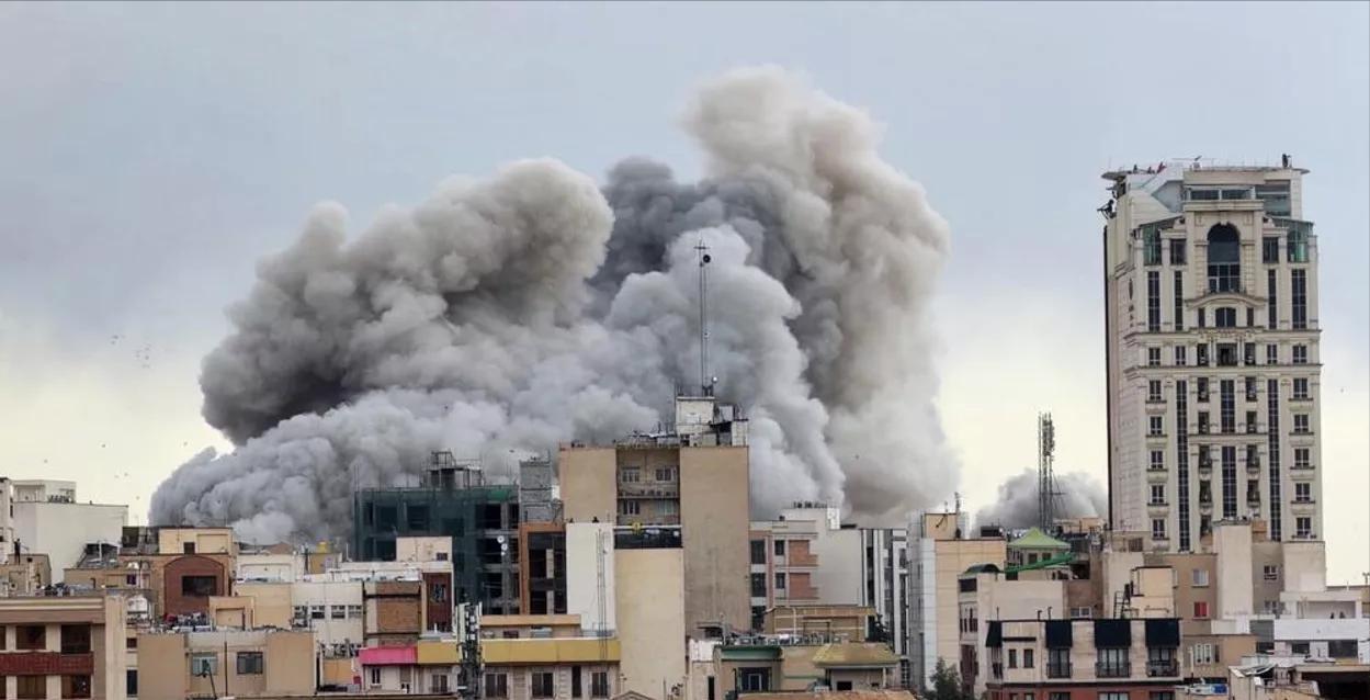 伊朗议长放狠话：敢动我基建，我就炸你老巢！2026年3月9日凌晨5时 