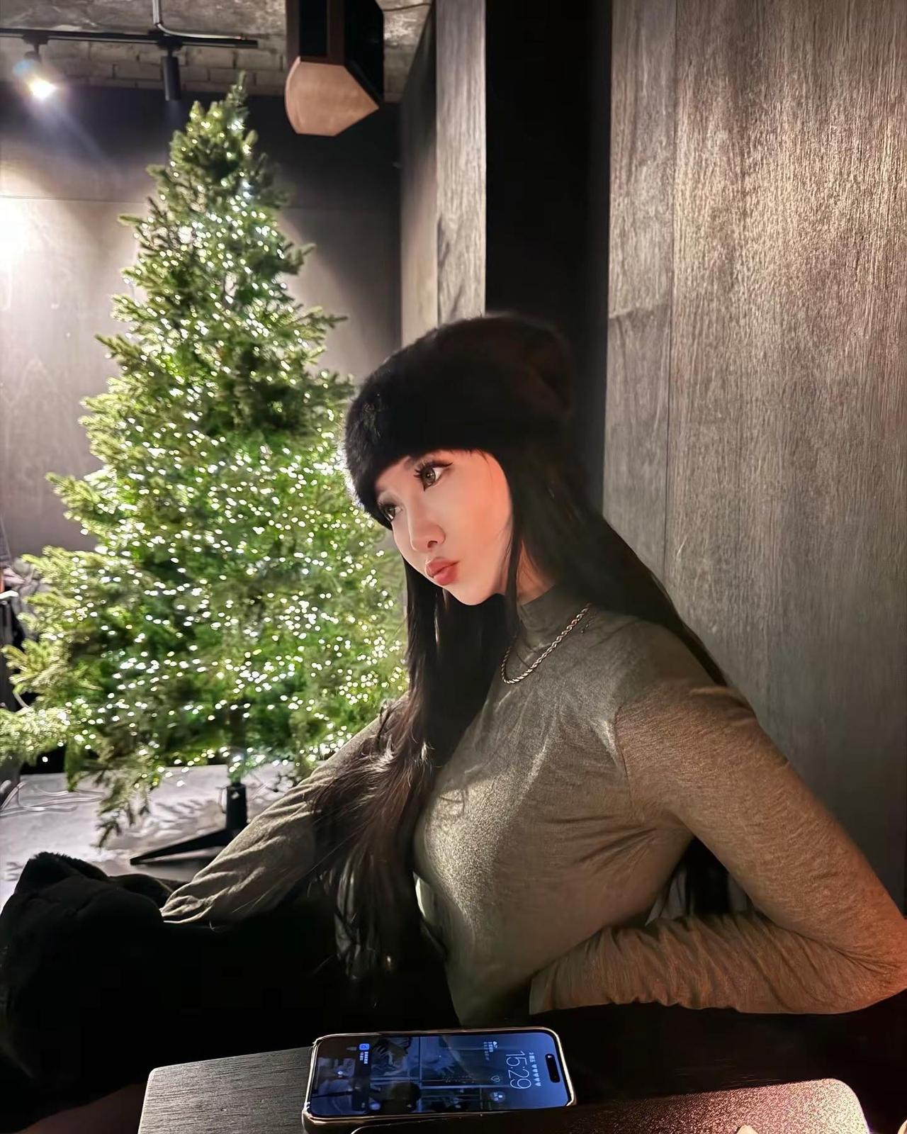 超a小姐姐轻复古甜辣妹性感小野猫