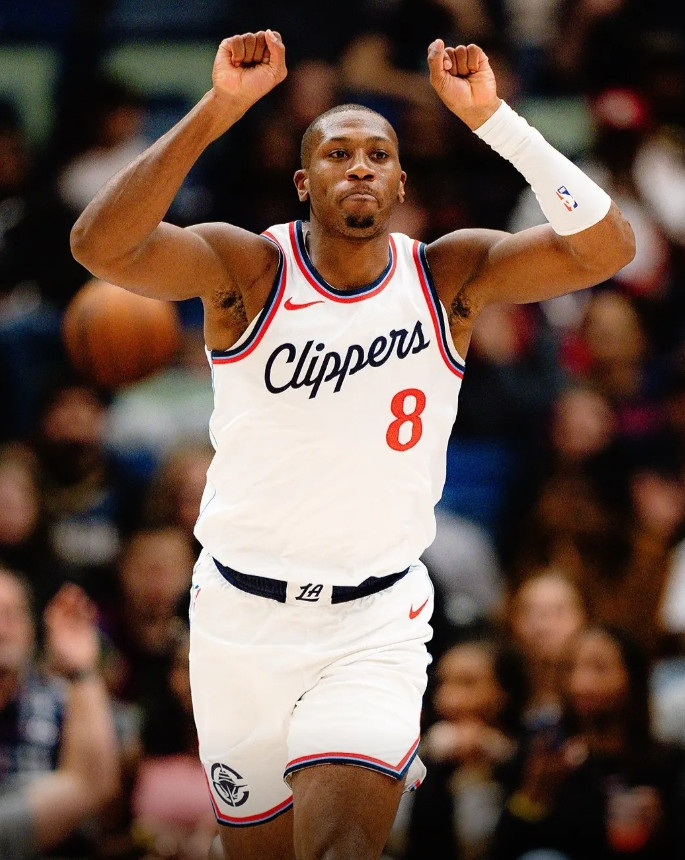 看到一个观点，非常认同有没有发现没有祖巴茨之后邓恩的三分命中率显著提高了，小