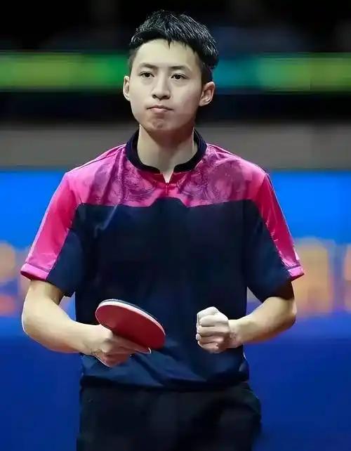 方博、格拉斯门科晋级第三轮!6月10日，代表哈萨克斯坦出战WTT常规挑战赛萨格