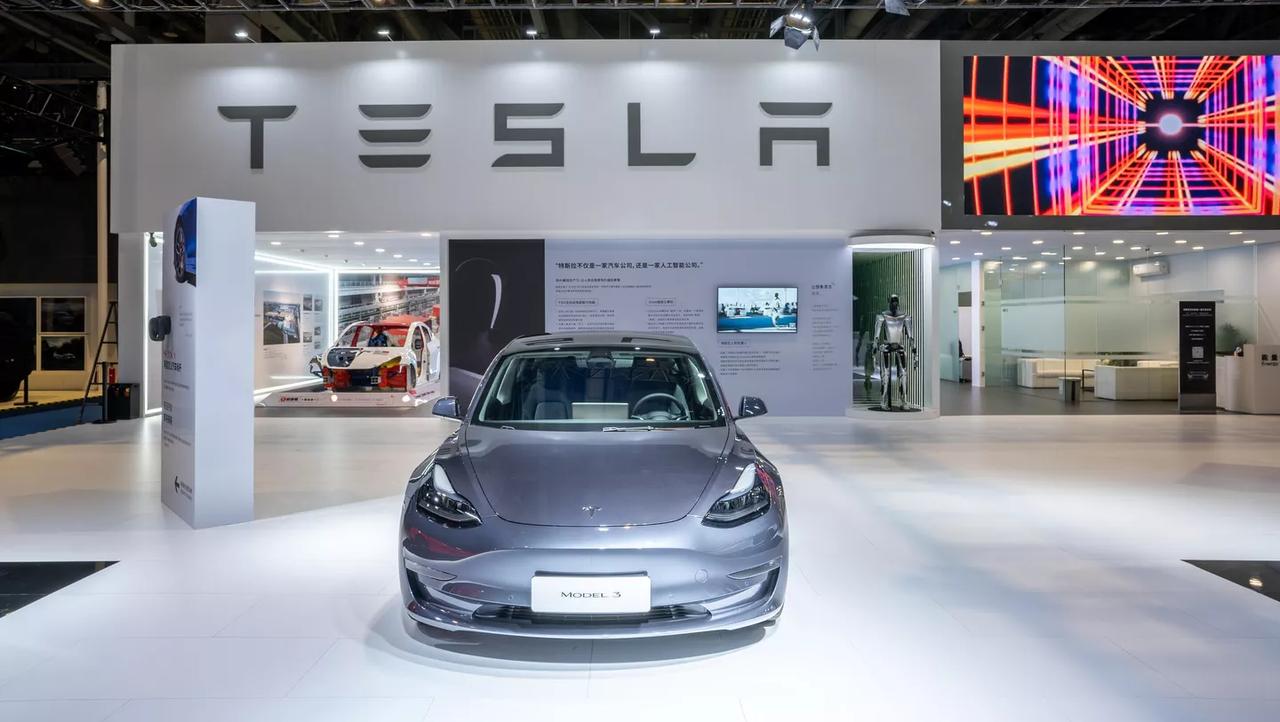 马斯克的嗅觉，特斯拉的操作，或许是美中地缘政治紧张局势加剧的最新例证。近日，《