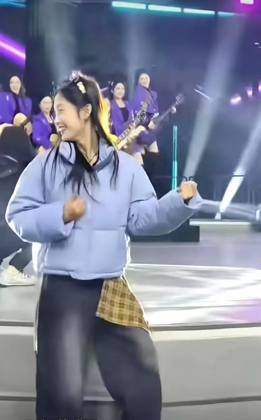 郭有才李佰万事件引热议2026开年，郭有才婚讯刷屏，其与领舞李佰万的过往也被扒