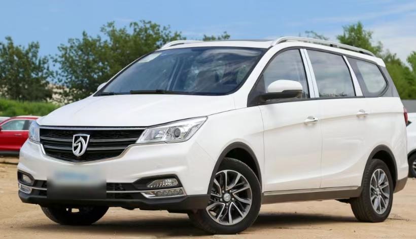 入手五菱星光730后，它成了我家出行不可或缺的好帮手，带来满满惊喜。空间上，