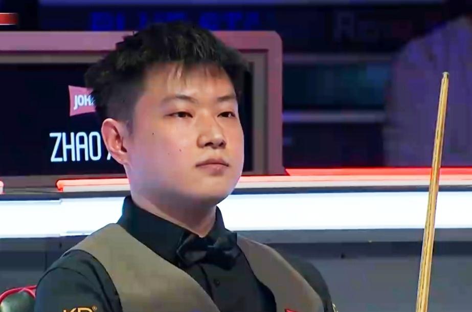 赵心童6-2淘汰威尔逊，挺进斯诺克大师赛八强！  北京时间1月13日早晨，