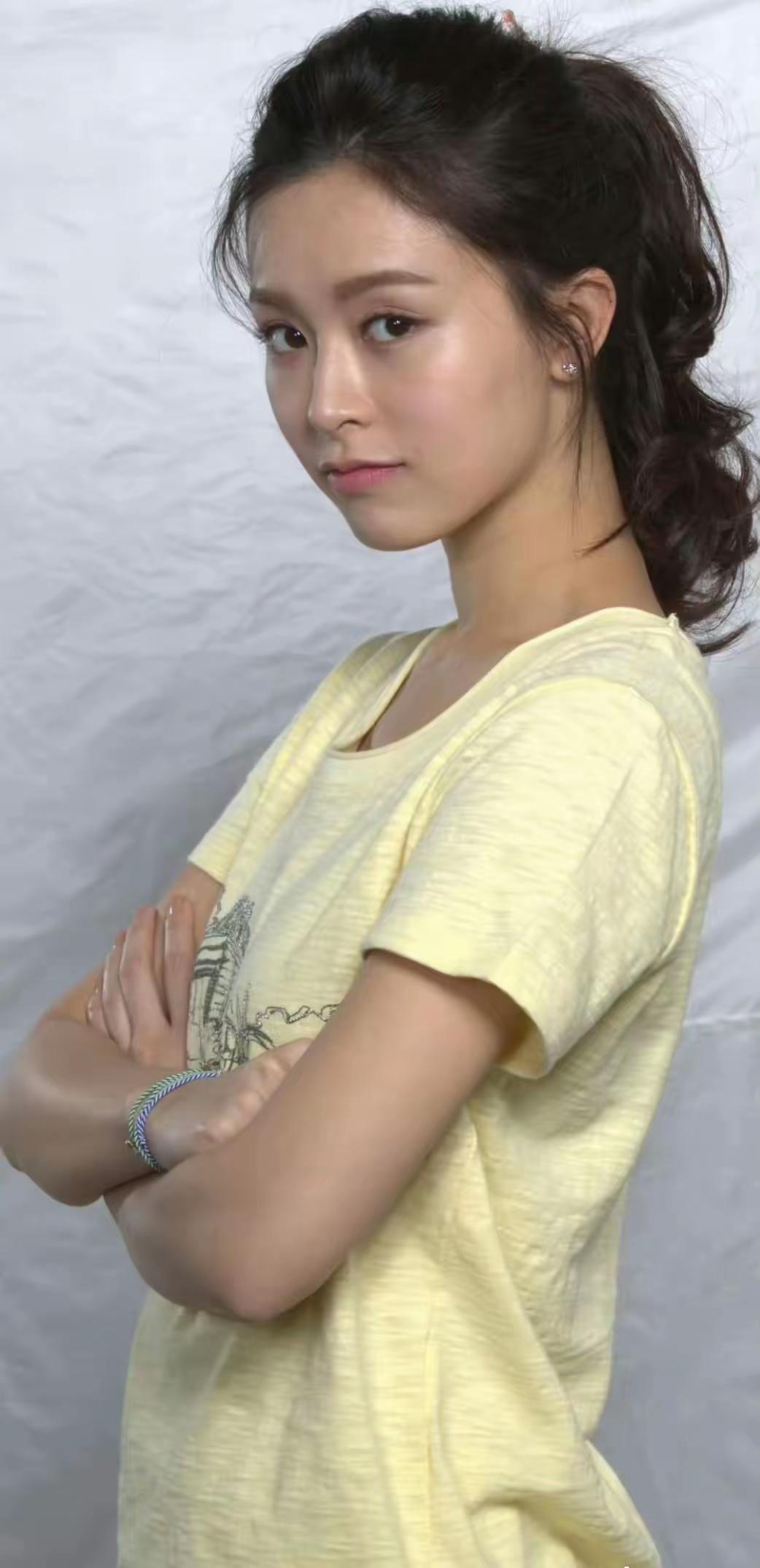 当年第一次看见此女颜值可谓惊为天人，你们知她是谁吗？